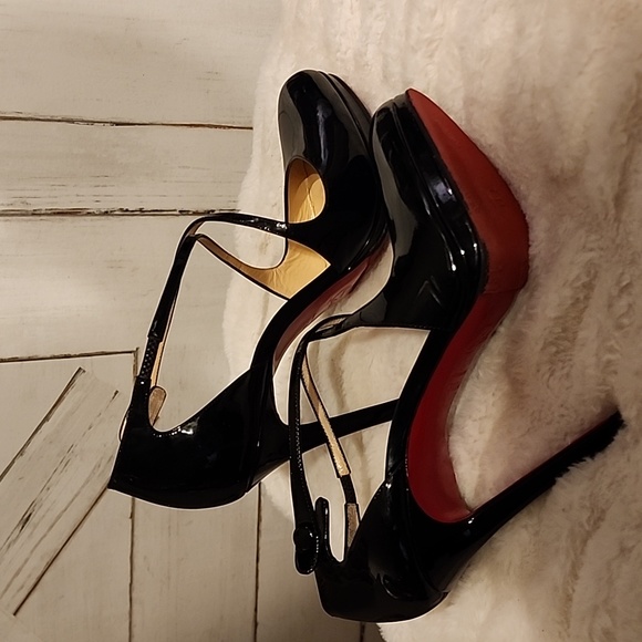 Christian Louboutin heels - Picture 7 of 13
